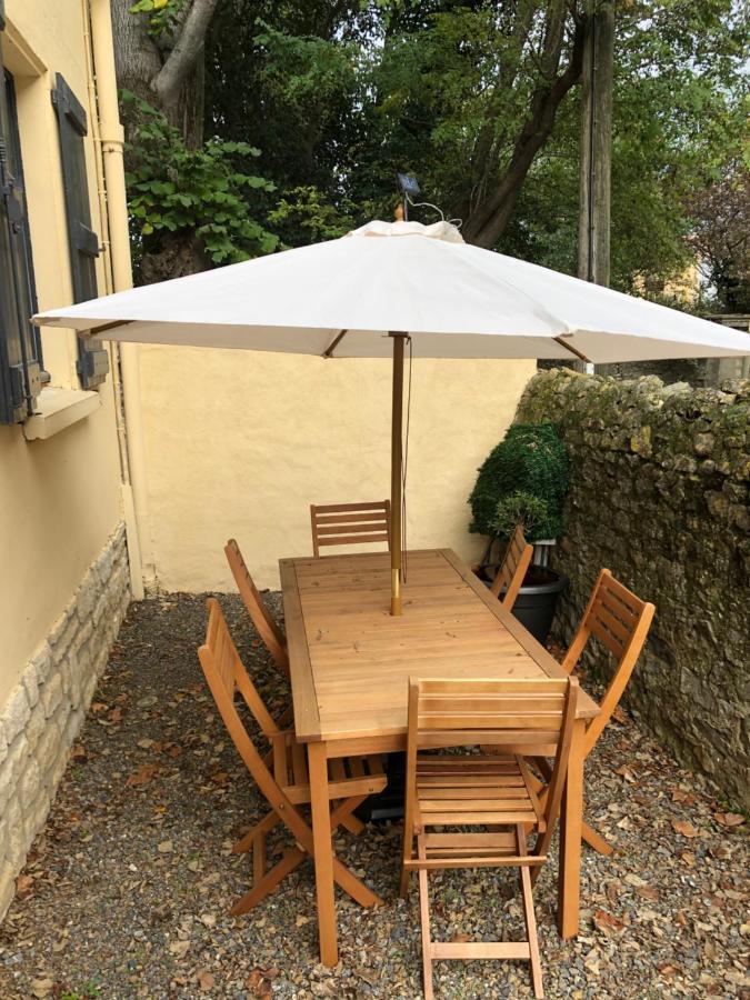 Au Vieux Lavoir Avec Parking Prive, Jardin , Climatisation, A 500 M De La Cite قرقشونه المظهر الخارجي الصورة